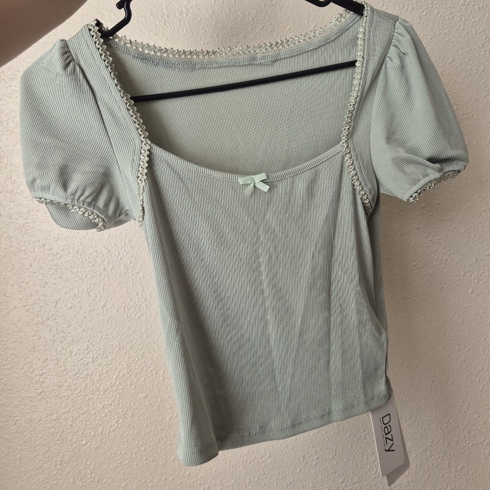 SHEIN Green Puff Sleeve Tie Front Blouse